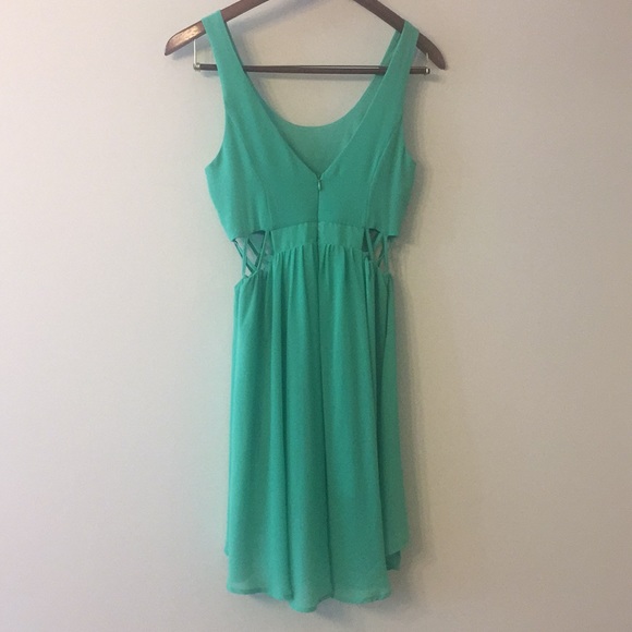 Lush size small dress with criss cross cut out - Picture 3 of 6